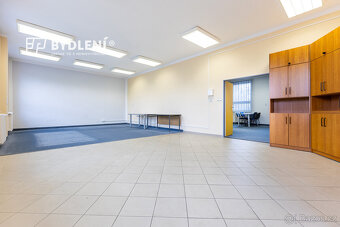 Pronájem komerčního prostoru 153 m², Teplice – Modlanská uli - 14