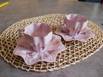 Krásný růžový porcelán-set hrnky, podšálky - 14