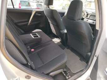 Toyota RAV4 2,2 D-4D 110 kW STYLE 4X4,r.v.2013,naj.212.515km - 14