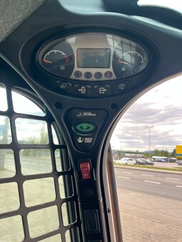 Nakladač smykovy Bobcat S530, nové pneumatiky UNC, CAT, - 14