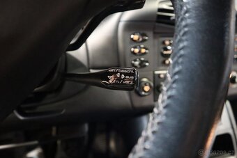 Porsche 911 996 Turbo (2001) - 14