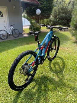 Prodám elektrokolo CUBE STEREO HYBRID 120 RACE 625 - 14