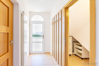 Pronájem řadového rodinného domu Spojil - 14