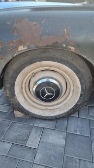 Mercedes-Benz 300 Adenauer - 14