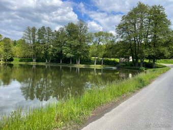 Stavební pozemek s chatou , Zbraslavice - 14