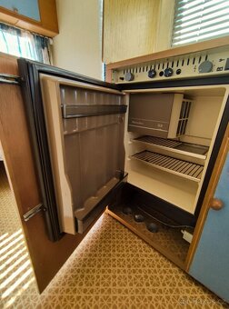 OBYTNÝ PŘÍVĚS ADRIA 415 PRO 4 OSOBY - 14