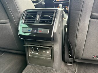 Škoda SUPERB 2.0 TDi EVO DSG MATRIX VIRTUAL KAMERA TAŽNÉ 22 - 14