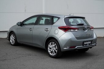 Toyota Auris 1.8 HYBRID - 14