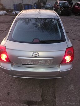 T25 AVENSIS 2.2 110 KW R.V. 2007 - 14