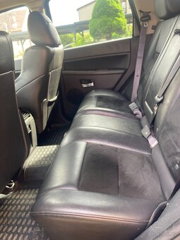 Prodám Jeep Grand Cherokee Limited 3.0 CRD 160kw, r.v. 2010 - 14
