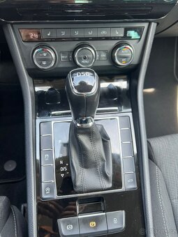Superb III 2.0TDI, nové rozvody, DSG, tažné, paměti - 14