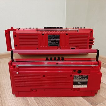 Radiomagnetofon+1-SHARP cerveny gratis. - 14