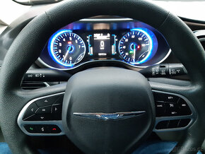 Chrysler Pacifica 3,6L V6 Touring L, kůže, tažné, LPG - 14