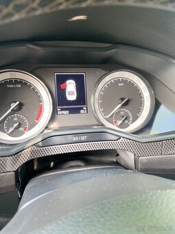 Superb 3 Sportline - 14