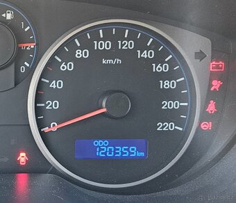 Hyundai i20  1,2 - 14