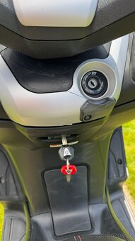 Yamaha XMAX 125 - 14