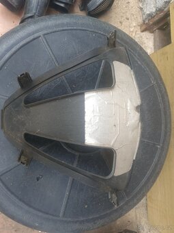 Suzuki GSX-R k1 náhradní díly #9 - 14