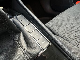 Škoda Superb 2.0TDi SMARTLINK, PO SERVISU - 14