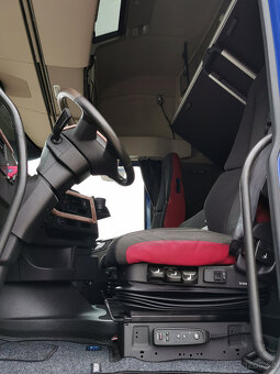 Prodám tahač návěsů VOLVO FH 13 500 EURO 6 dvouokruhová hydr - 14