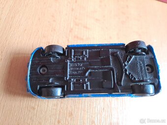 Kovové modely aut 1:58–1:72 – sbírka 6 ks - 14
