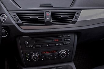 BMW X1 r.2010 , 110kw 4x4 - 14