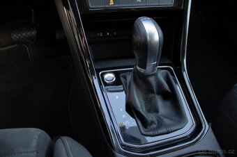 VW Touran Hi-line 100% stav - 14