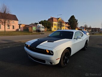 Dodge Challenger - 14
