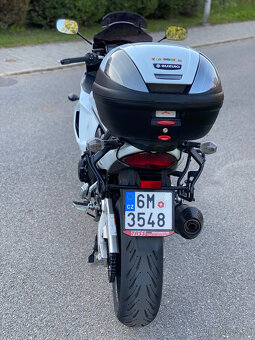 Suzuki GSX 1250 FA - 14