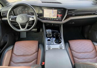 VW Touareg 3.0 TDi 210 kW/DSG /4×4/FULL LED/2xAlu/12.2020 - 14