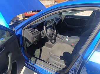 Škoda Superb Hybrid iV - 14