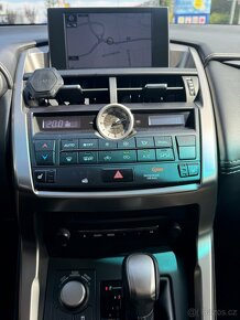 Lexus NX200t - 14