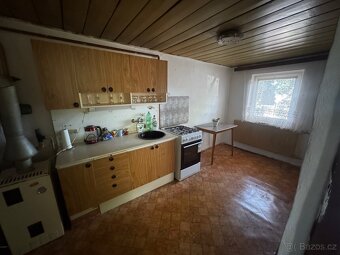 Patrový rodinný dům v Jirkově - 14