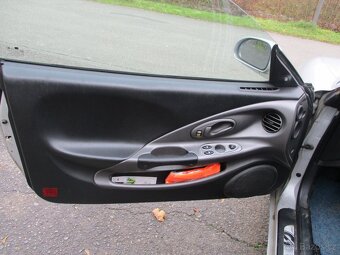 HYUNDAI LANTRA COUPE - 1.6 i - 14