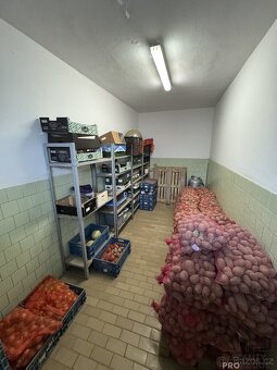 Prodej komerčního skladu - 14