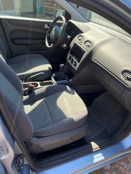 Focus 1.6 Ti - 14