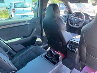 Škoda Superb - 14