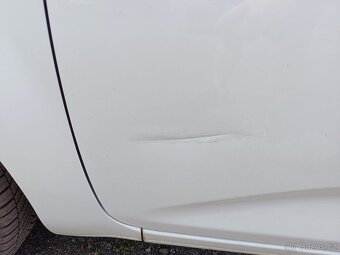 Prodám Kia Cee'd 1,6 benzín 93kW - 14