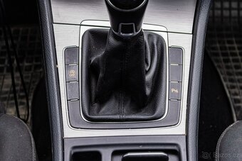 Volkswagen Golf 1.6 TDI BlueMotion 110k 2016 - 14