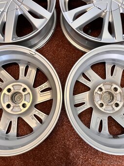 4x100 R15 originál Alu Toyota Aygo - BEZ POŠKOZENÍ - TOP - 14