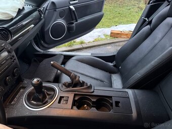 Mazda MX5 - NC - 2006 - 118kw najeto 48tis km - bouraná - 14