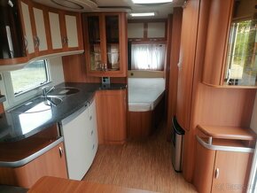 Karavan Hobby 560 UFe, rv 09 mover - 14