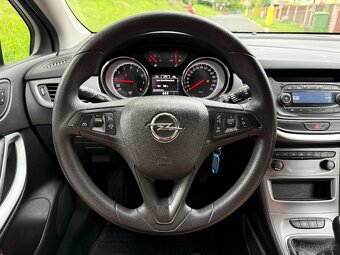 Opel Astra K kombi, rok 2018, benzín, 174.450 km, 1. majitel - 14