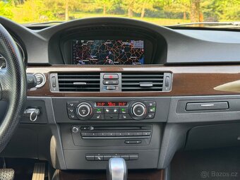 BMW 330d xDrive M Packet E91 LCi Harman/Adaptive/Pano - 14