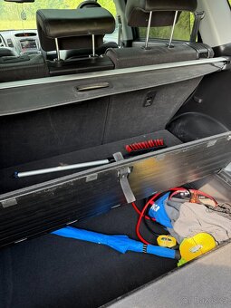 Kia Sorento 2.2CRDi 145kW, automat TOP výbava, najeto 129800 - 14