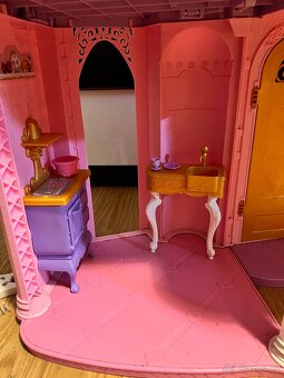 Disney Princess oslava na zámku - Barbie - 14
