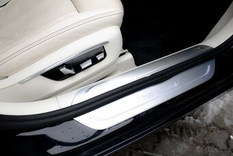 BMW Rad 7 740Ld xDrive A/T - 14
