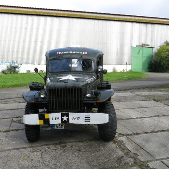 Dodge WC-54 sanitka, 1943 – plně pojízdná, po renovaci karos - 14
