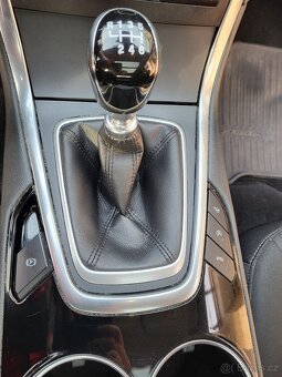 Ford Galaxy 2.0TDCI 110 kW Titanium 7míst - 14