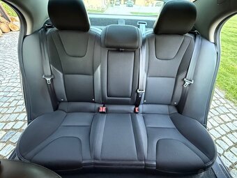 Volvo S60 2.0 D3 Drive-E KINETIC 2016 Automat Navi - 14