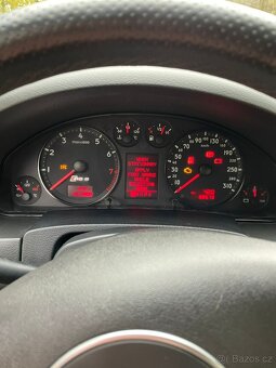 Audi RS6 C5 PLUS Edition 20, najeto jen 89 500 km, české SPZ - 14